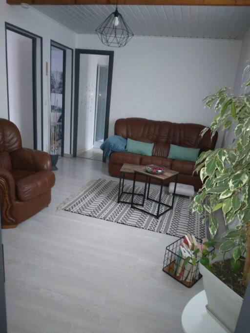 Appartement Cosy Avec Terrasse Vaux-Sur-Seine Buitenkant foto