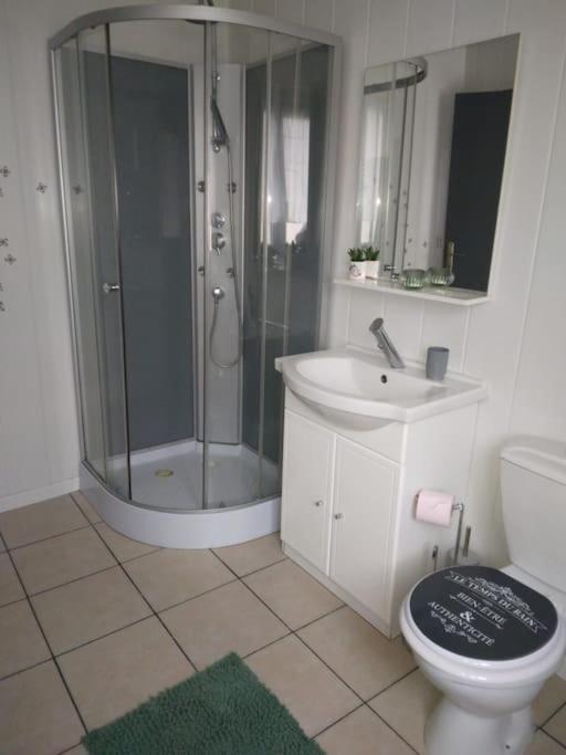 Appartement Cosy Avec Terrasse Vaux-Sur-Seine Buitenkant foto