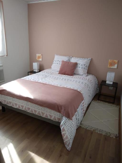 Appartement Cosy Avec Terrasse Vaux-Sur-Seine Buitenkant foto